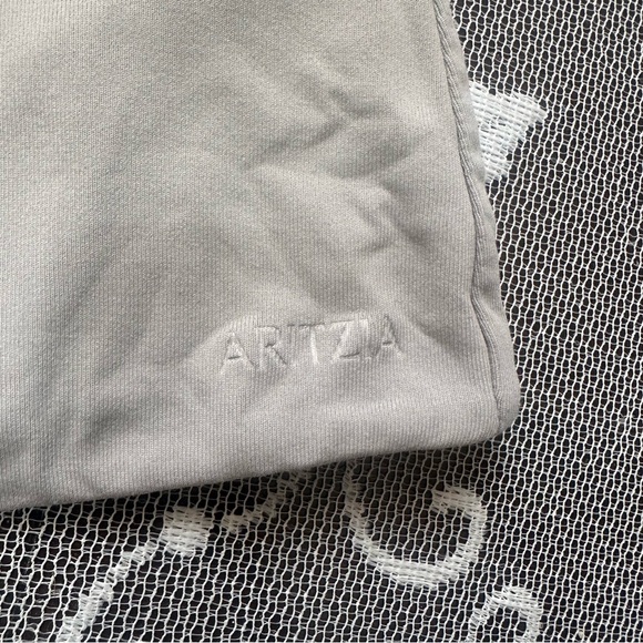 Aritzia Contour Square-neck T-shirt in Grey Sz XL - Picture 5 of 8